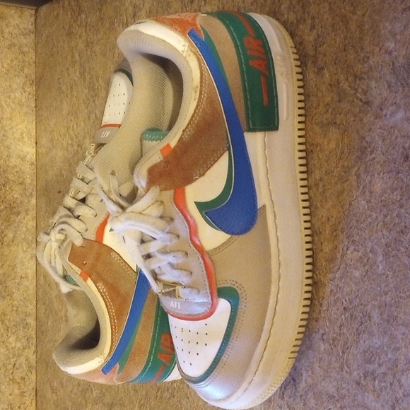 Nike Air Force 1 - Picture 2 of 5